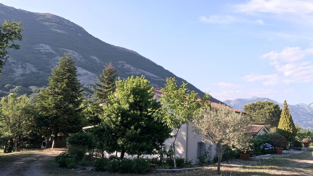Agriturismo Collevento Треккина Экстерьер фото